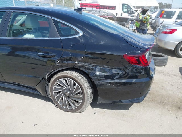 KMHL34JJ6PA062537 Hyundai Sonata Hybrid Sel