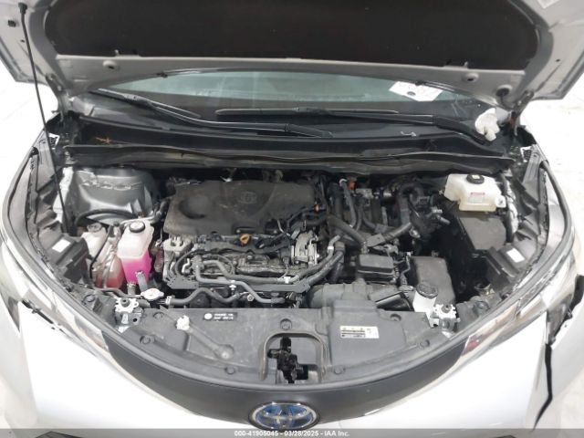5TDKRKEC9MS043624 Toyota SIENNA LE