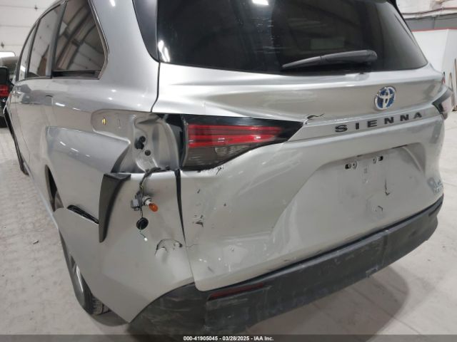 5TDKRKEC9MS043624 Toyota SIENNA LE