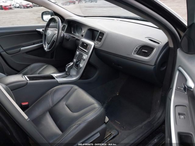 YV126MFL6H2434644 Volvo S60 T5 Dynamic