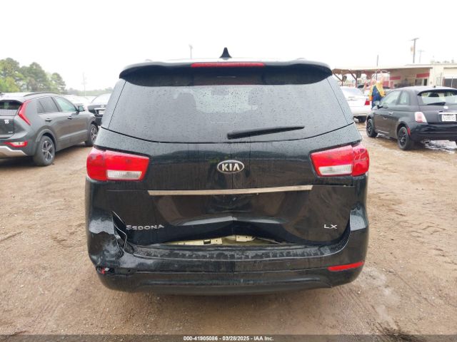 KNDMB5C13H6313176 KIA SEDONA LX