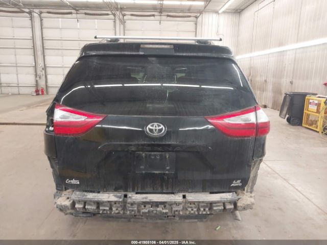 5TDJZ3DC2HS183619 Toyota Sienna Le 7 Passenger