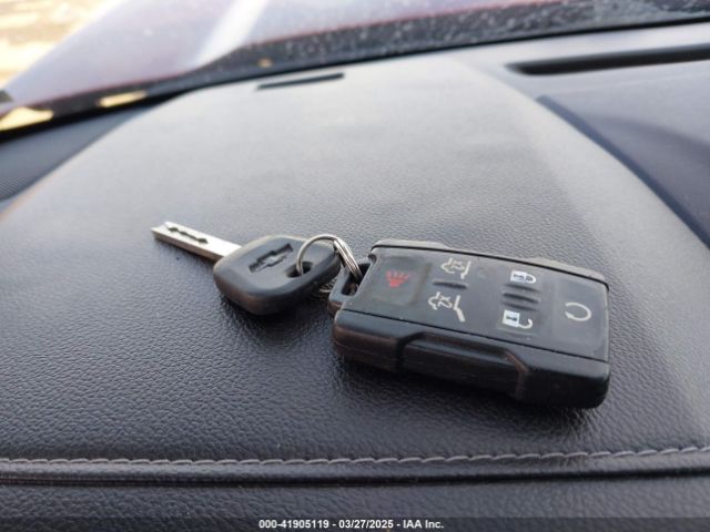 1GNSKHKC0HR387401 Chevrolet Suburban Lt