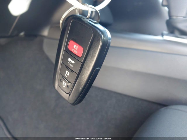 4T1R11AK3PU130542 Toyota CAMRY LE