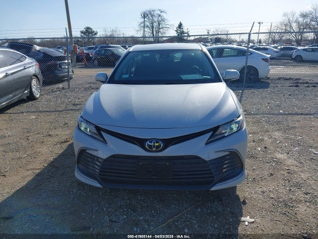 4T1R11AK3PU130542 Toyota CAMRY LE