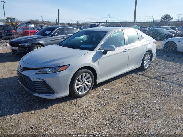 4T1R11AK3PU130542 Toyota CAMRY LE