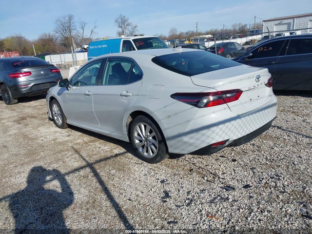 4T1R11AK3PU130542 Toyota CAMRY LE