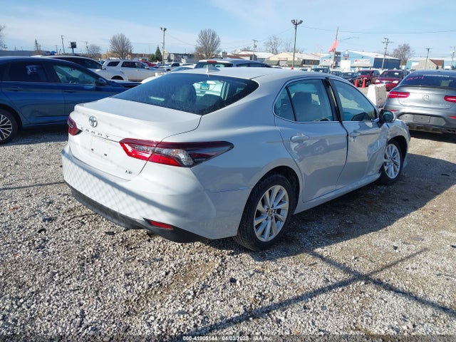 4T1R11AK3PU130542 Toyota CAMRY LE