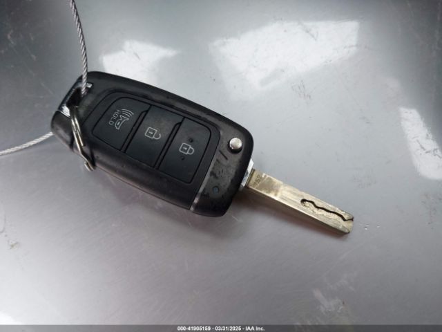 5NMS23AD0LH250378 Hyundai Santa Fe Se