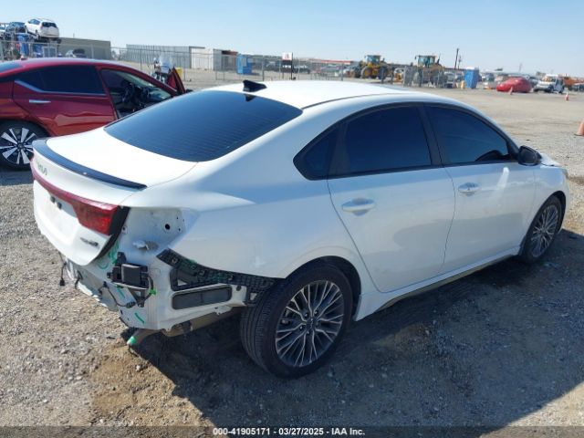 3KPF54AD4RE717719 KIA Forte Gt-line