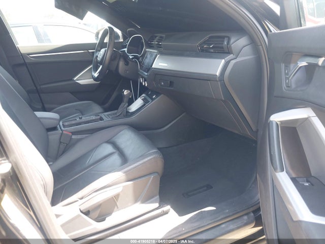 WA1AECF33K1086047 Audi Q3 2.0t Premium