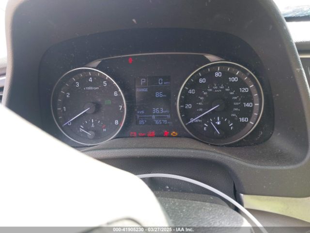 KMHD84LF1HU075727 Hyundai ELANTRA SE