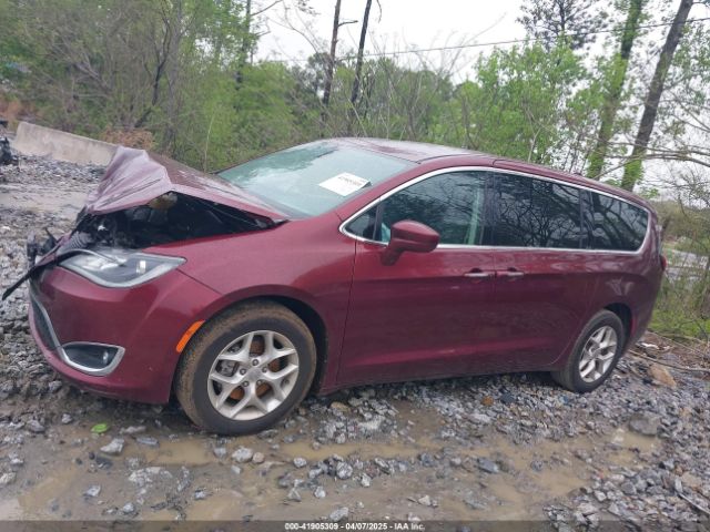 2C4RC1FG9JR111131 Chrysler Pacifica Touring Plus