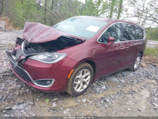 2C4RC1FG9JR111131 Chrysler Pacifica Touring Plus