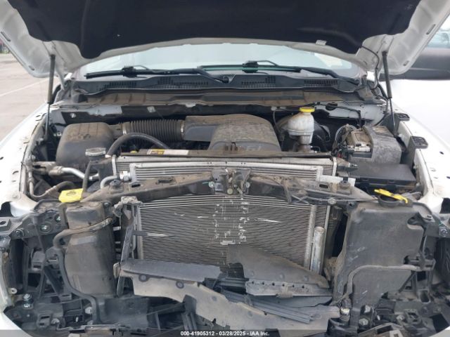 3C6JR6DG6KG506247 RAM 1500 Classic Tradesman  4x2 8' Box
