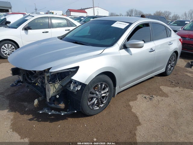 1N4AL3AP6HN325135 Nissan Altima 2.5 S