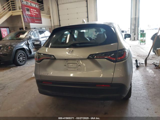 3CZRZ2H3XSM717393 Honda Hr-v Awd Lx
