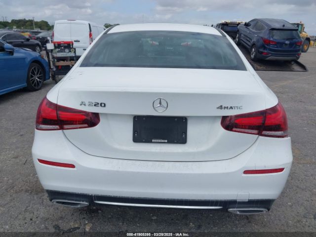 WDD3G4FB4KW024431 Mercedes-Benz A 220 4matic