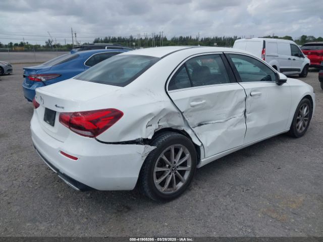 WDD3G4FB4KW024431 Mercedes-Benz A 220 4matic