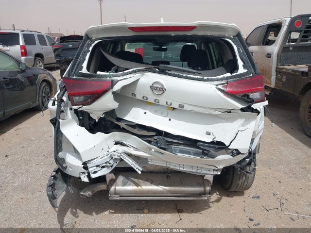 JN8BT3BA6RW360105 Nissan Rogue Sv Fwd