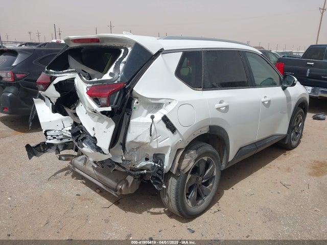 JN8BT3BA6RW360105 Nissan Rogue Sv Fwd
