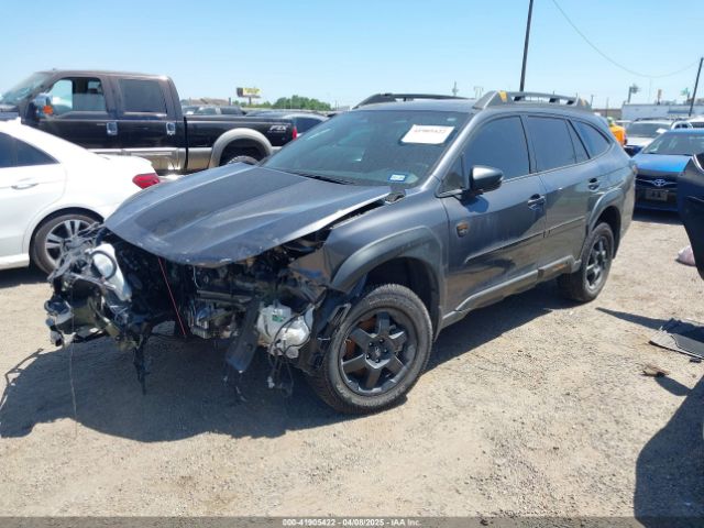 4S4BTGUD5R3270256 Subaru Outback Wilderness