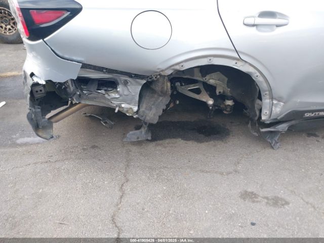 4S4BTGLD2M3192447 Subaru Outback Onyx Edition Xt
