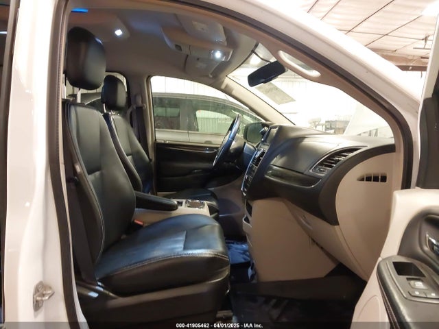 2C4RC1BG1GR185657 Chrysler Town & Country Touring
