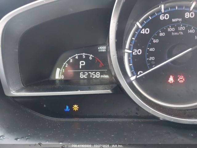 3MYDLBYV5KY506616 Toyota Yaris Xle