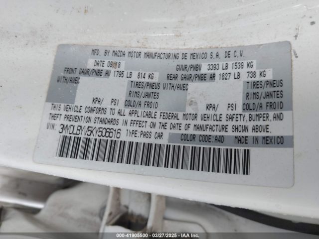 3MYDLBYV5KY506616 Toyota Yaris Xle