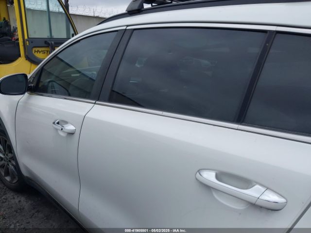 KNDP63AC4L7794665 KIA SPORTAGE S
