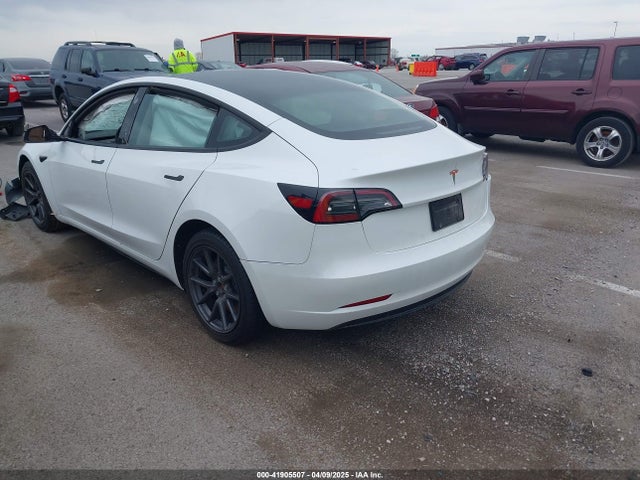 2023 TESLA MODEL 3 5YJ3E1EA3PF696645 Photo 2