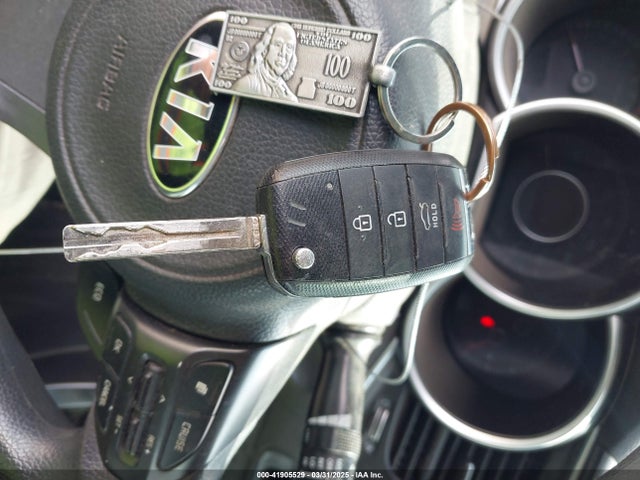 5XXGM4A7XFG406512 KIA Optima Lx