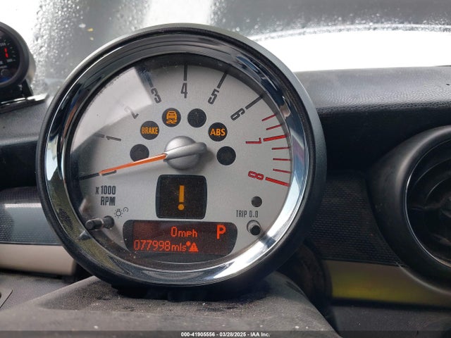 2013 MINI CLUBMAN WMWZG3C58DT576609 Photo 6