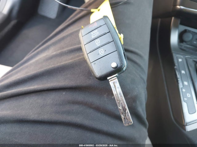 5XXGM4A73EG324815 KIA Optima Lx