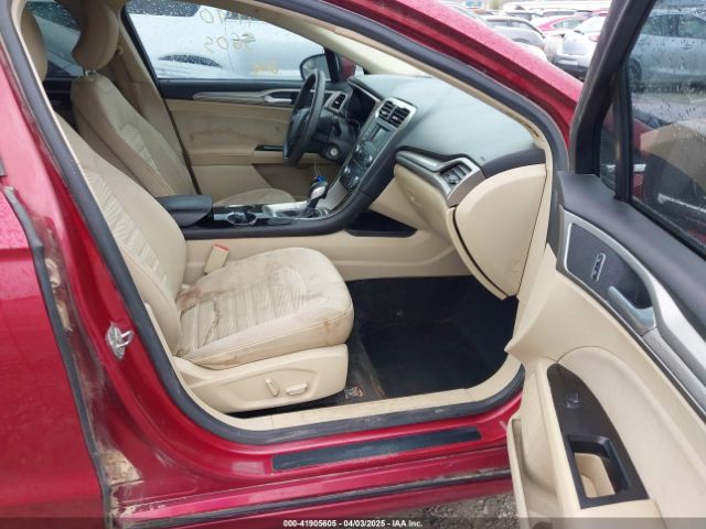 1FA6P0HD2G5135478 Ford FUSION SE