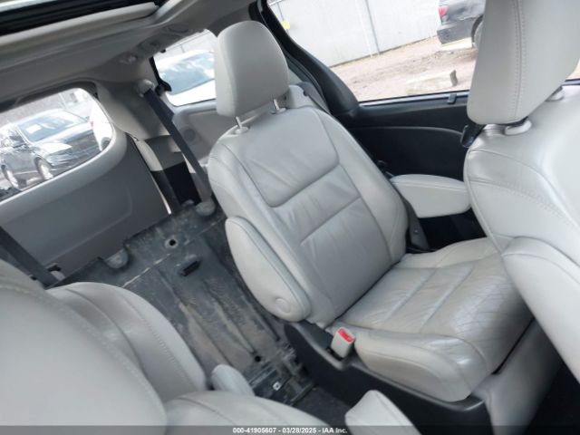 5TDYK3DC5GS700459 Toyota Sienna Limited Premium 7 Passenger