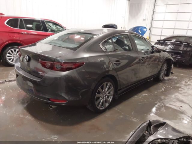 JM1BPABL9M1336182 Mazda MAZDA3