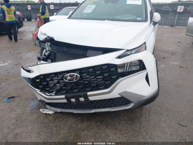 5NMS14AJ3PH637561 Hyundai Santa Fe Se