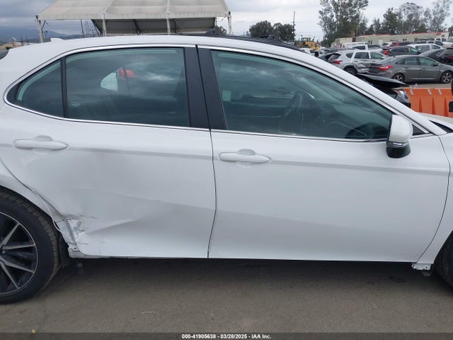 4T1G11AK1RU901008 Toyota CAMRY SE