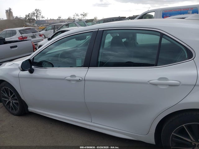 4T1G11AK1RU901008 Toyota CAMRY SE