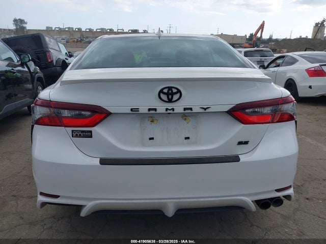 4T1G11AK1RU901008 Toyota CAMRY SE
