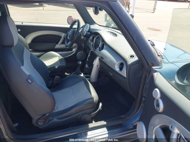 2006 MINI COOPER S WMWRE93516YB72360 Photo 4