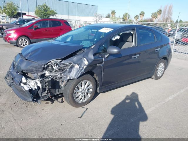 JTDKN3DP2F3072103 Toyota PRIUS PLUG-IN