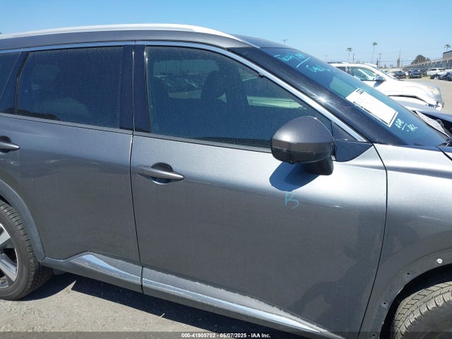 5N1AT3CA4MC801175 Nissan Rogue Sl Fwd