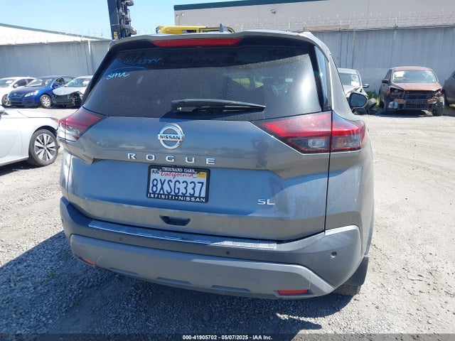 5N1AT3CA4MC801175 Nissan Rogue Sl Fwd