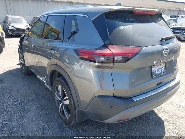 5N1AT3CA4MC801175 Nissan Rogue Sl Fwd