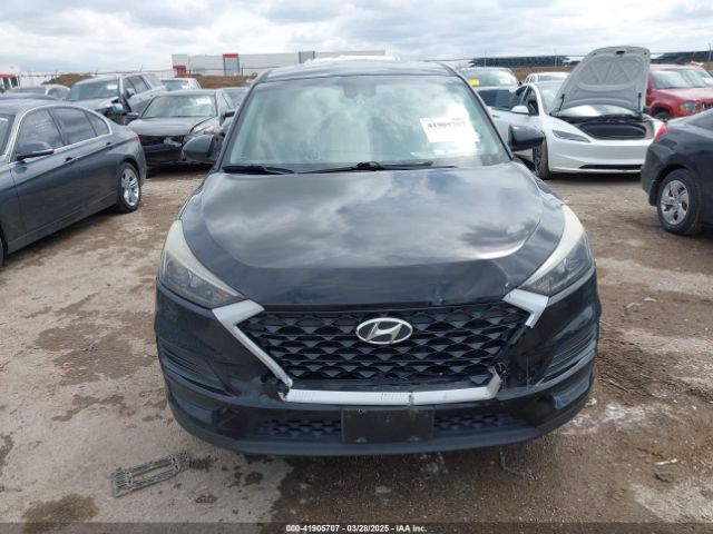 KM8J23A47KU936187 Hyundai TUCSON SE