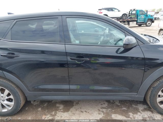 KM8J23A47KU936187 Hyundai TUCSON SE