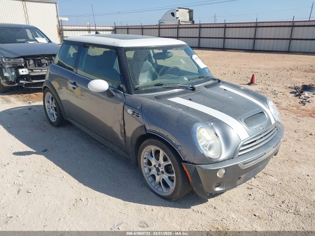 2005 MINI COOPER S WMWRE33595TG96574 Photo 0